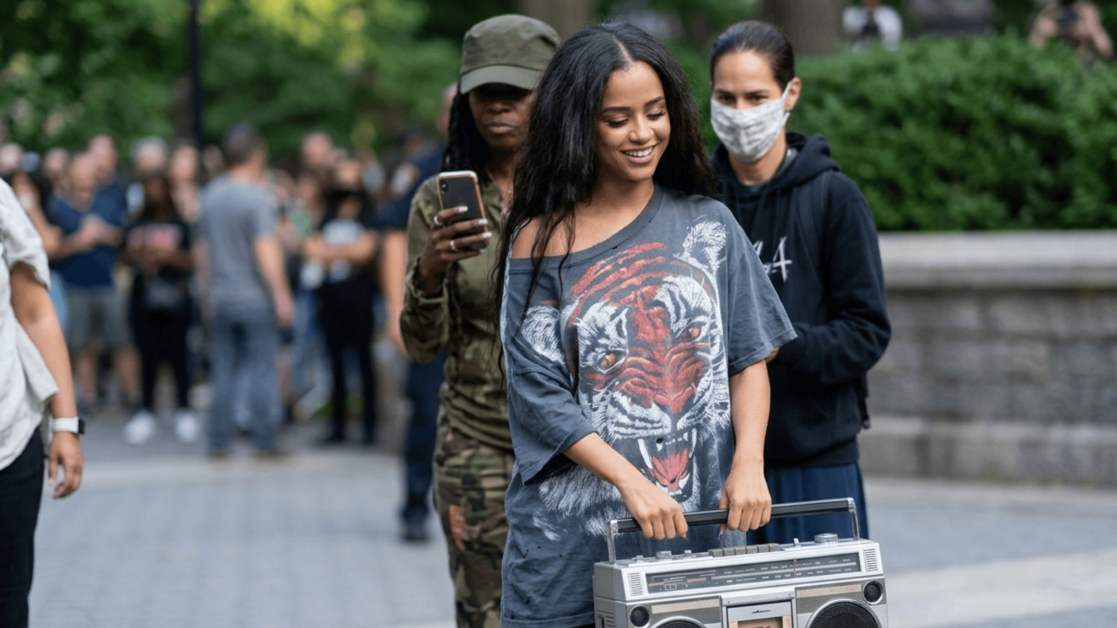 How to Style the Tyla New York City 2026 T-Shirt for the Ultimate Celebrity Streetwear Look