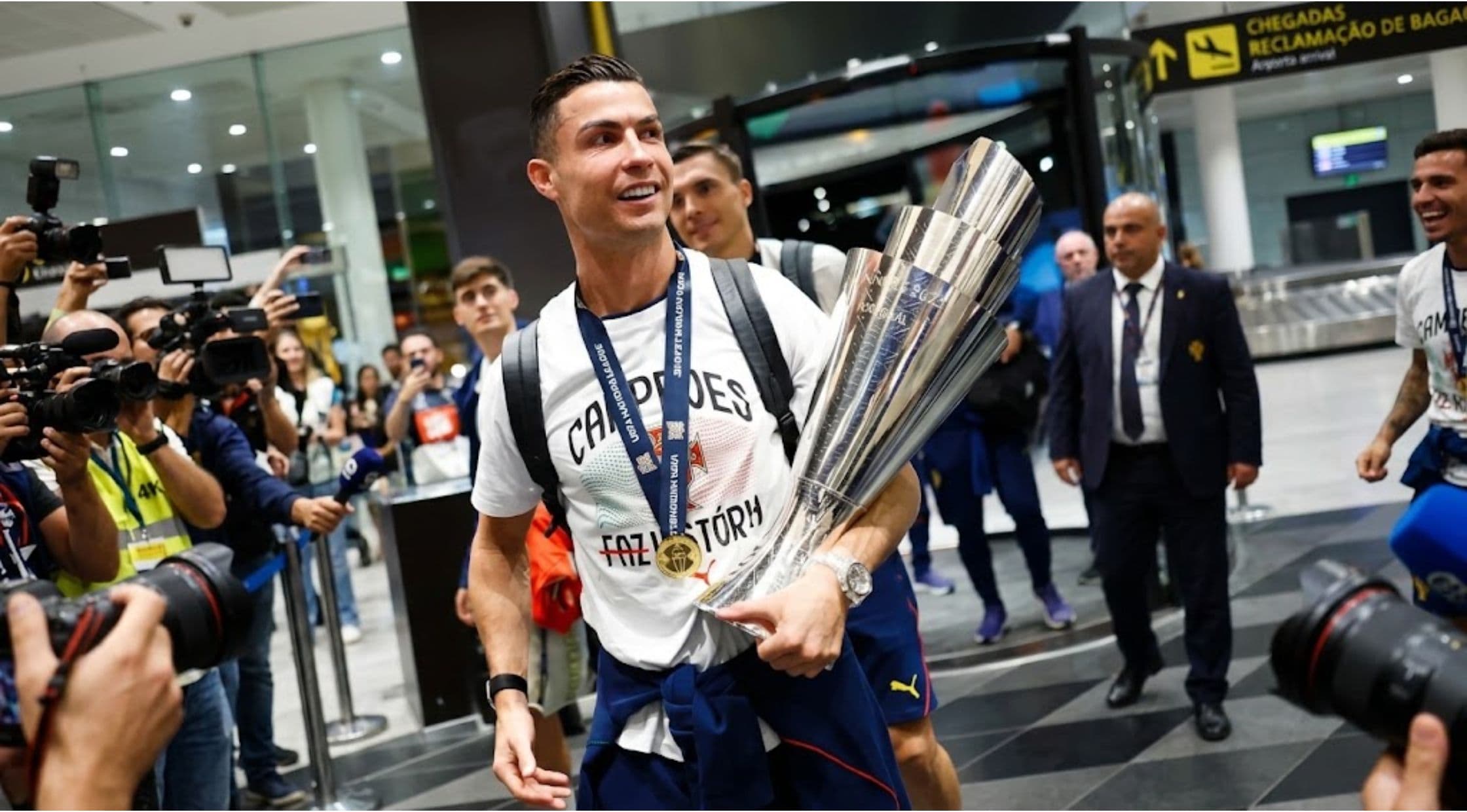 How to Style the UEFA Nations League 2025 Cristiano Ronaldo White Shirt (1)